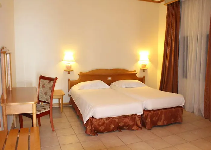 Grand Gozo Szálloda Għajnsielem