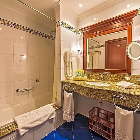 Grand Gozo Hotel 4*