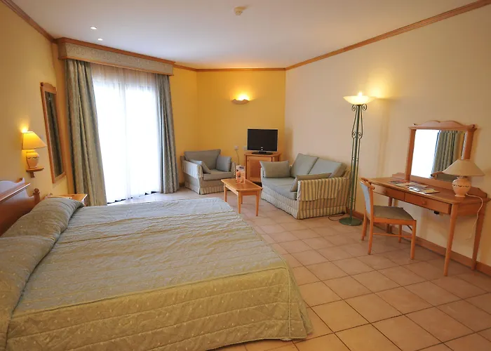 Grand Gozo 4*